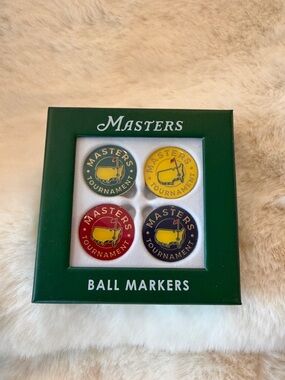 New in box Masters Four-Color Tournament Ball Marker Set